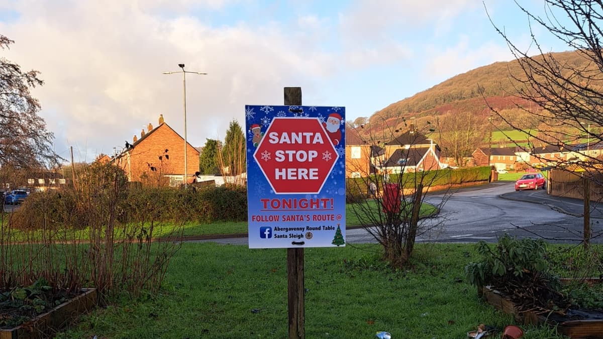 Last chance to see Santa out and about in Abergavenny